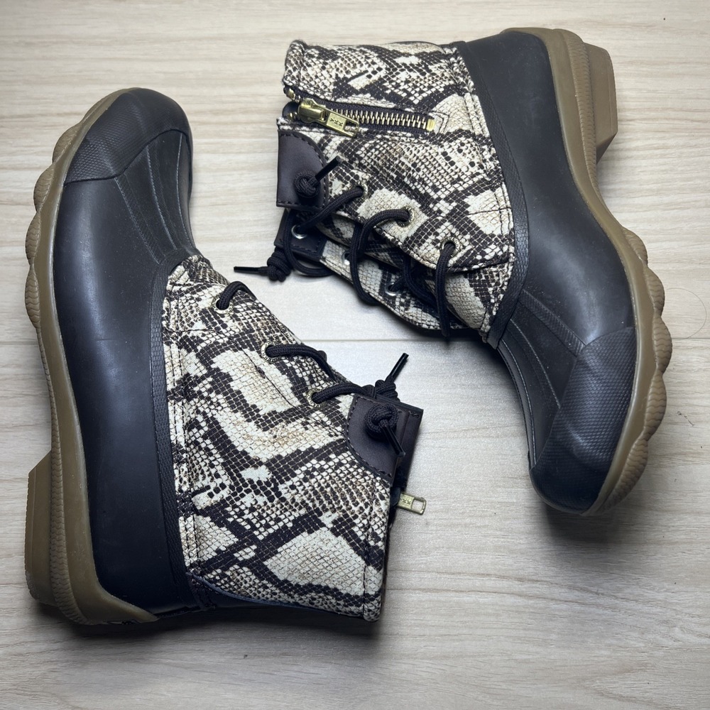 SPERRY Saltwater Duck Boots Women's Size 6 Snake Print Waterproof Rain Snow NWOB
